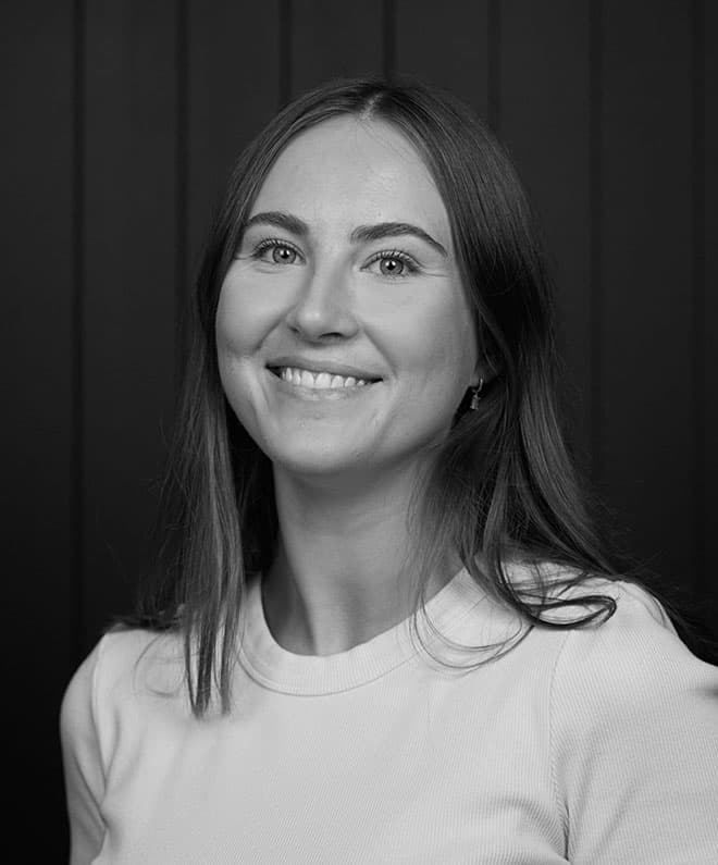 Sarah Gudsell Headshot